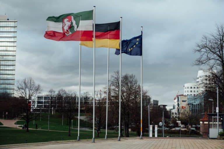 L'Europe face à la Chine et à la Russie : la fin de la naïveté stratégique ?
